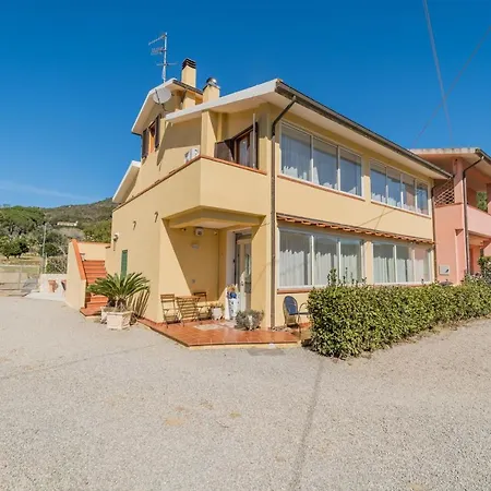 Mimosa Con Piscina - Goelba Marmi