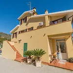 Mimosa Con Piscina - Goelba Вилла *