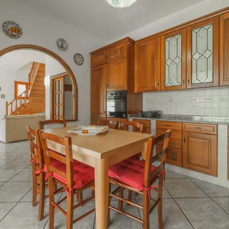 Mimosa Con Piscina - Goelba Villa