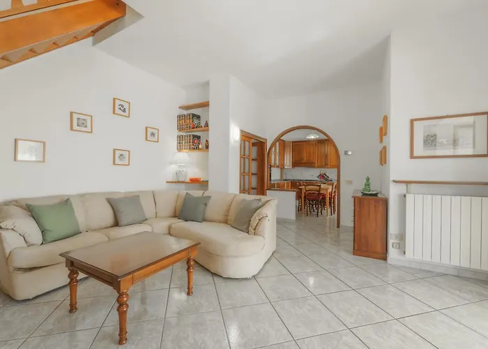 וילה Mimosa Con Piscina - Goelba Marmi