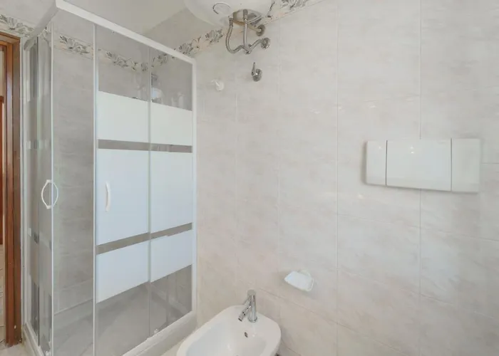 Mimosa Con Piscina - Goelba * Marmi