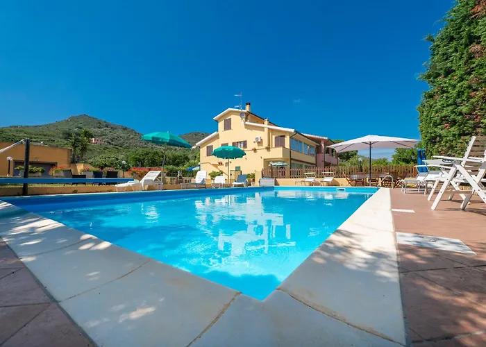 Mimosa Con Piscina - Goelba Villa