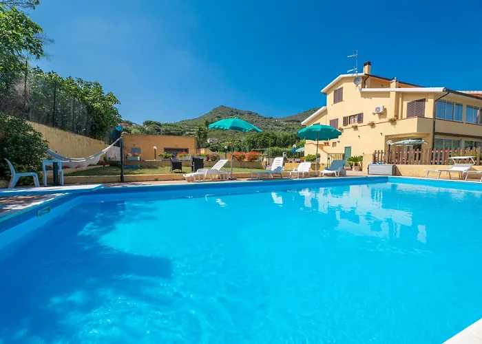 Villa Mimosa Con Piscina - Goelba Marmi